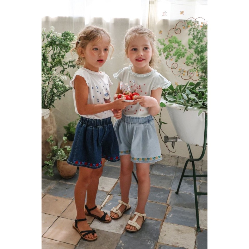 Flo 夏季甜點藍莓蛋糕印花T恤-細節圖6