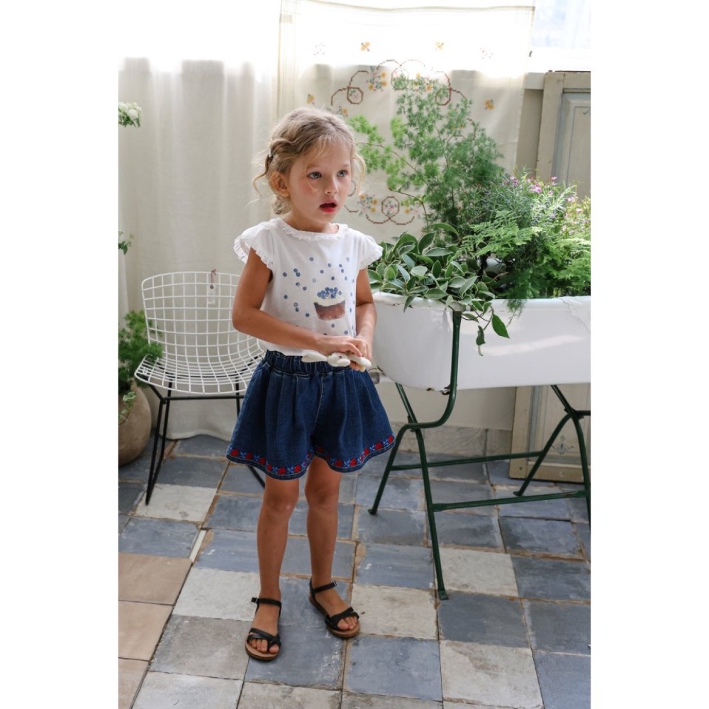 Flo 夏季甜點藍莓蛋糕印花T恤-細節圖9