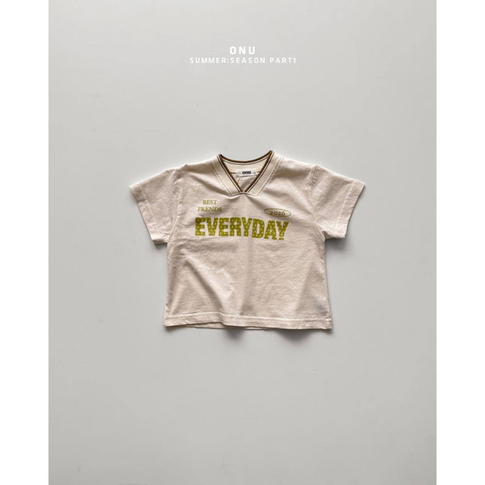 Onu 夏季v領設計上衣-細節圖5