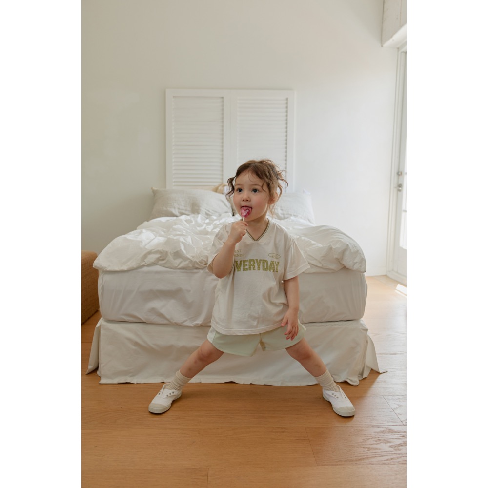 Onu 夏季v領設計上衣-細節圖8