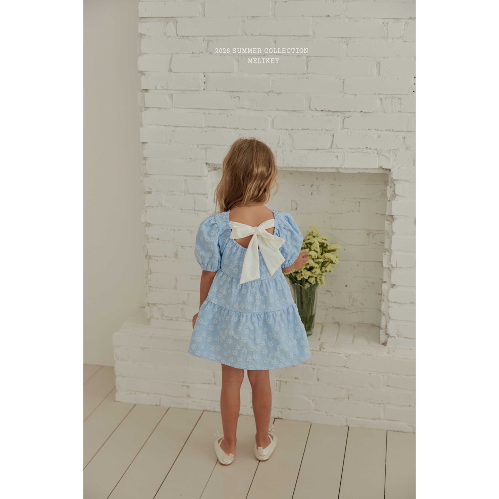 MELIKEY 夏季立體花紋後蝴蝶結洋裝-細節圖4