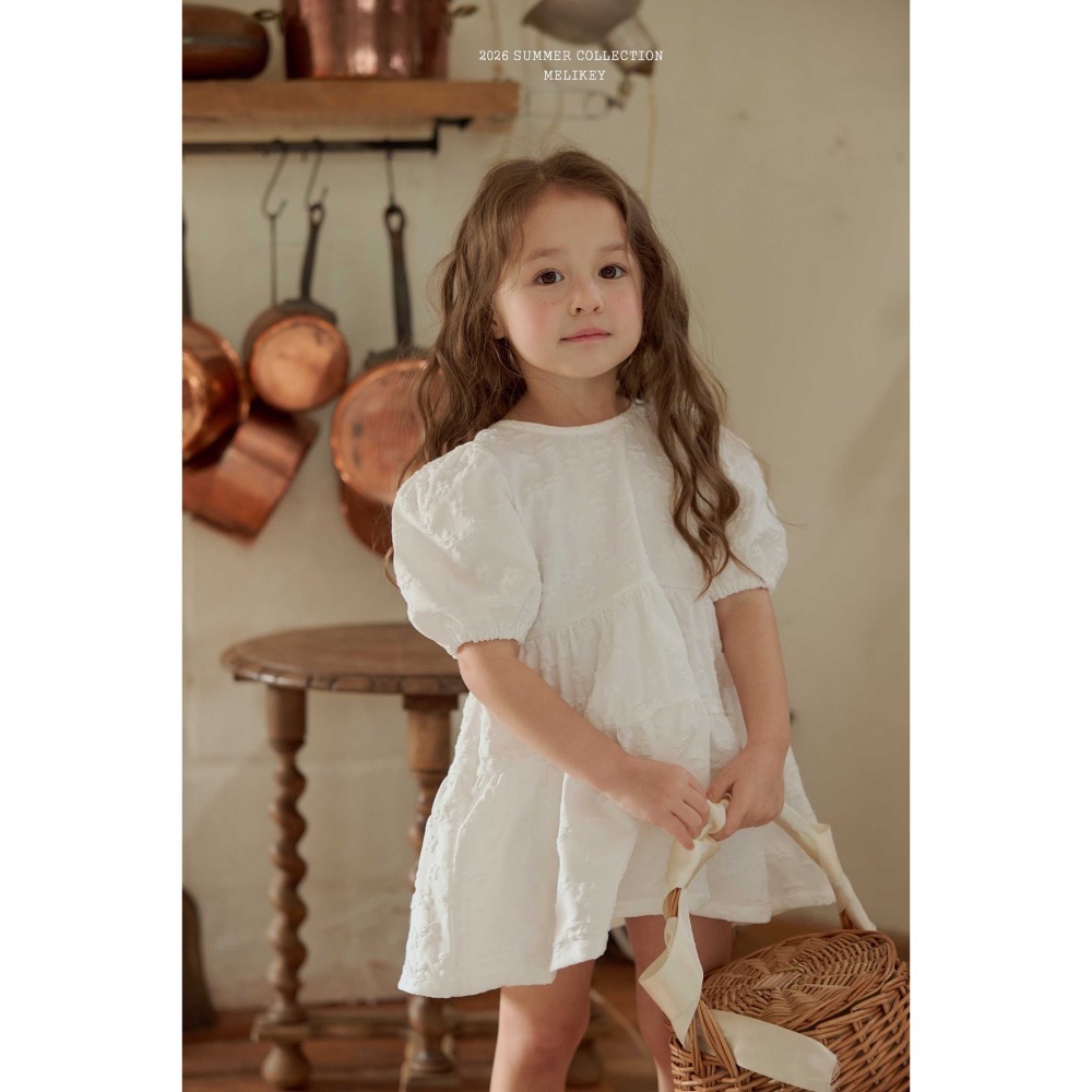 MELIKEY 夏季立體花紋後蝴蝶結洋裝-細節圖6