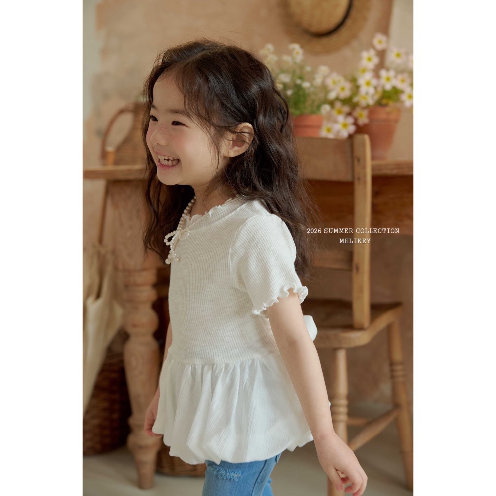 MELIKEY 夏季木耳邊花苞後綁帶上衣-細節圖5