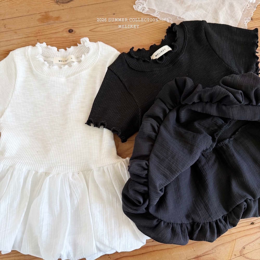 MELIKEY 夏季木耳邊花苞後綁帶上衣-細節圖10