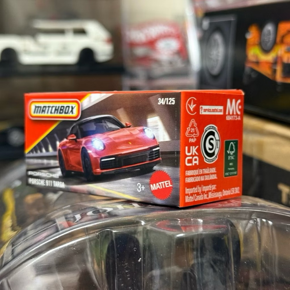 現貨 盒裝版 Matchbox 火柴盒小汽車 Porsche 保時捷 911 targa-細節圖2