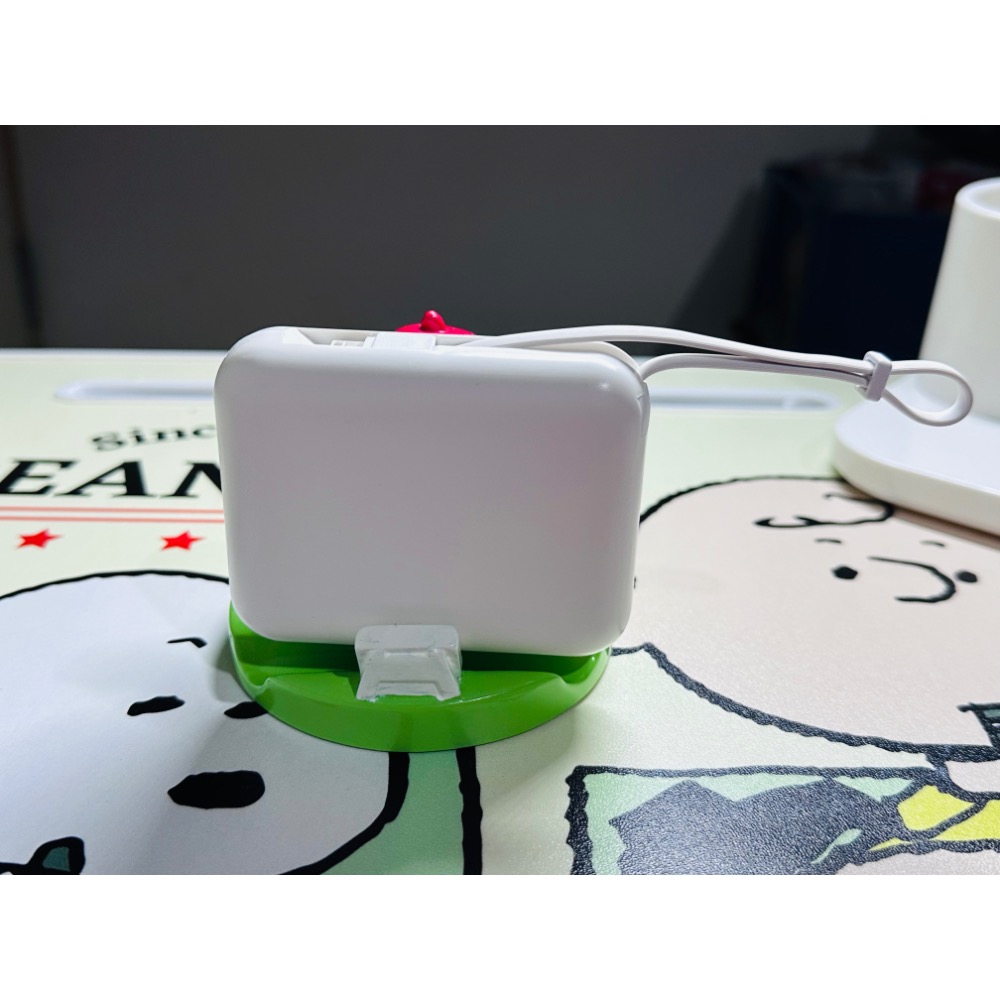 20W 自帶雙線LED數顯快充版行動電源-細節圖2