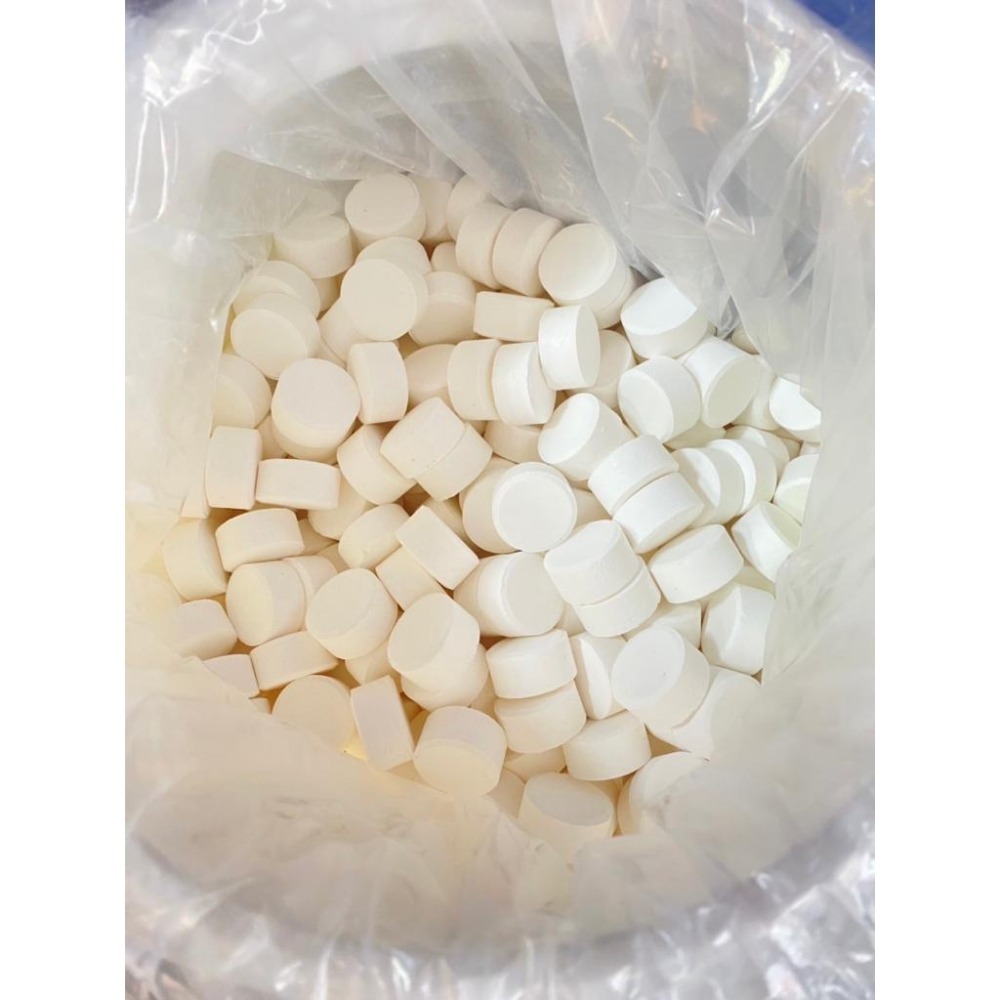 最低價 ❗ 90%氯錠 1吋20g 500克/1kg罐裝 馬桶清潔 漂白錠 消毒 殺菌 水池 水塔 水槽水管清潔除垢-細節圖4