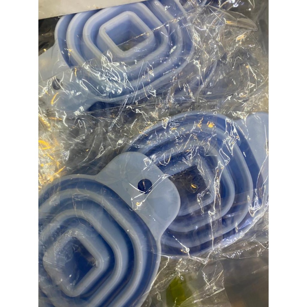 矽膠折疊漏斗 漏斗 分裝漏斗 小漏斗 迷你漏斗 伸縮式漏斗 摺疊式漏斗 分裝工具 可攜帶式 隨機出貨-細節圖2