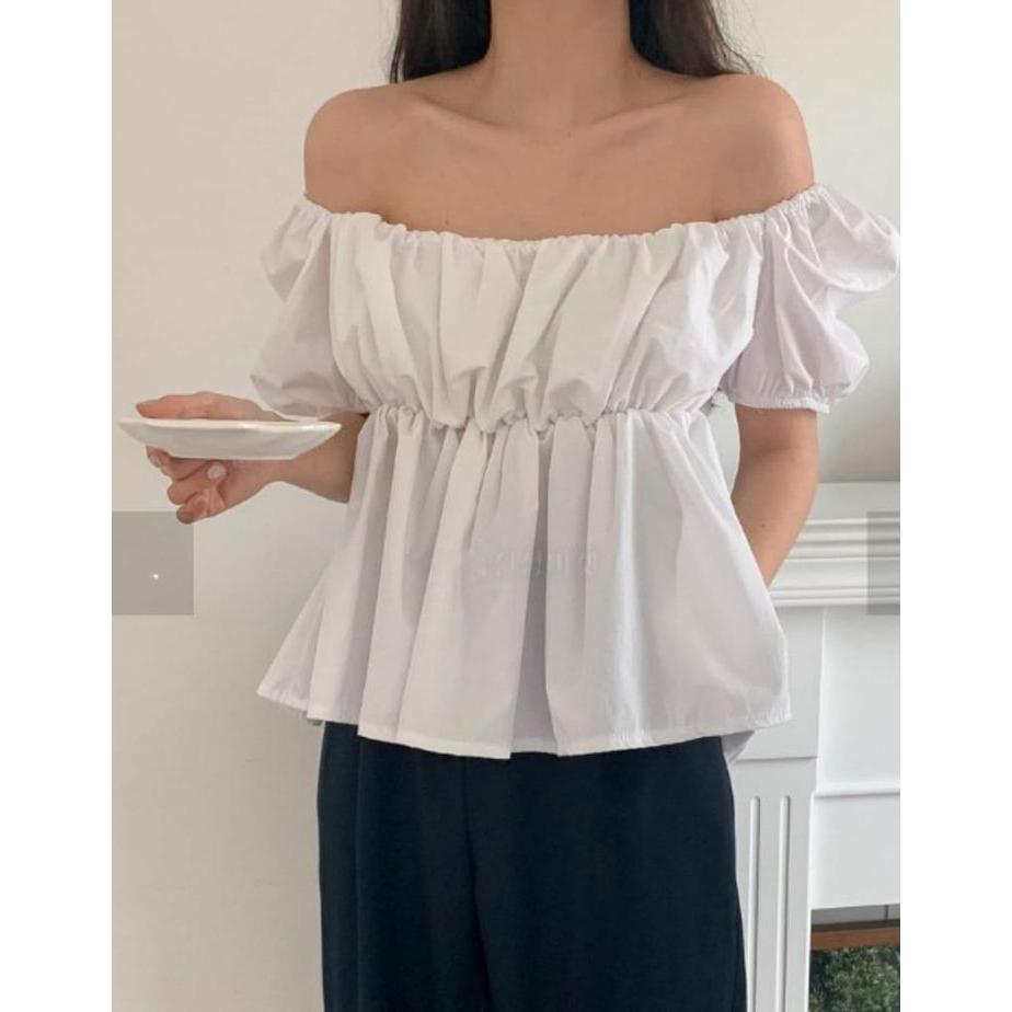 NaNa LuLu 韓國連線  韓國製 法式優雅感 可拉一字領減齡泡泡袖上衣  特價現貨迷霧藍D色 現貨馬上出-細節圖3