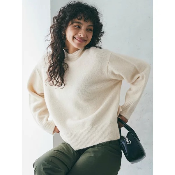 （預購）日本代購🇯🇵國民日牌COCA經典百搭微高領鬆軟純色針織衫-細節圖3