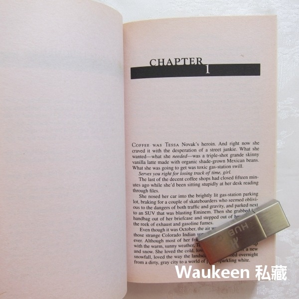 非法臥底 Hard Evidence 帕蜜拉克萊兒 Pamela Clare 非法危情作者 犯罪推理 懸疑羅曼史 言情小-細節圖5