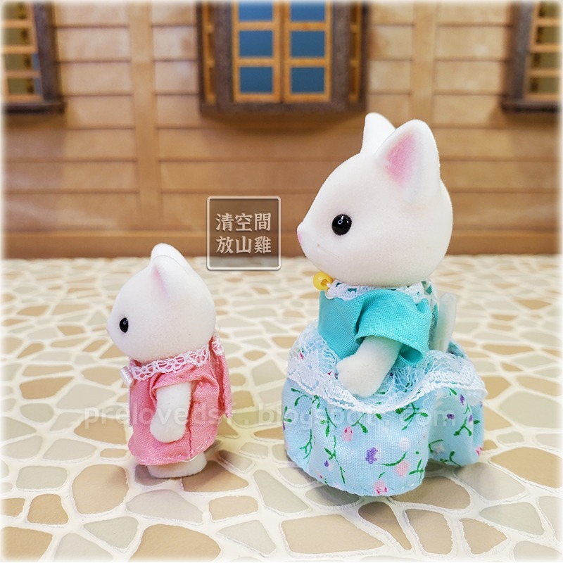 Sylvanian Families 森林家族 牛奶貓 絲綢貓 貓女孩與寶寶 2014日版禮盒組拆出〈清空間放山雞〉-細節圖2