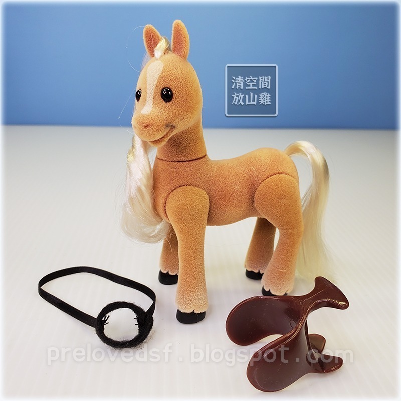 Sylvanian Families 森林家族 三色貓與馬 馬術組合 獎盃 中型馬 美版 絕版〈清空間放山雞〉-細節圖3
