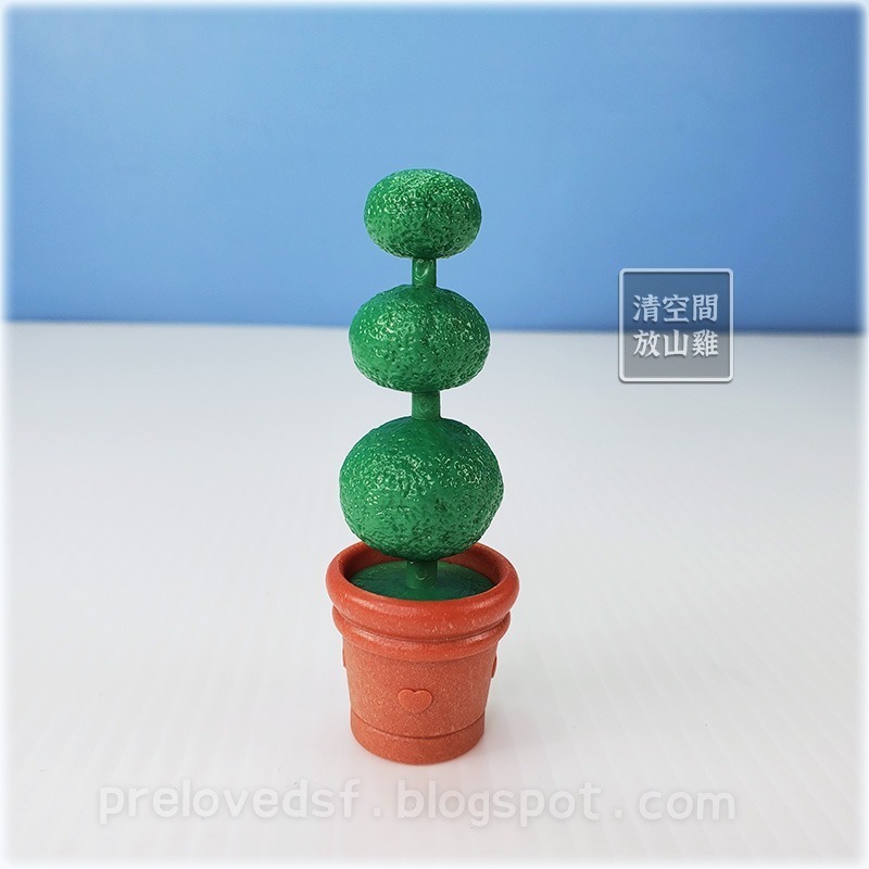 森林家族 英版紅色大飯店零件 造景盆栽 窗戶花盆 單售 二手無盒 絕版〈清空間放山雞〉-細節圖2
