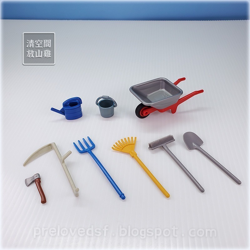 Playmobil 6120 配件拆售區 摩比 農場配件 農場動物 二手無盒 絕版〈清空間放山雞〉-規格圖1