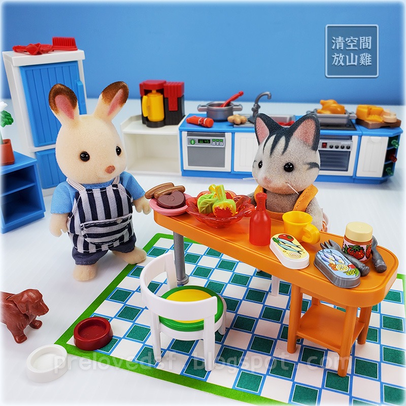 Playmobil 5329 摩比 廚房組合 流理臺 烤箱 冰箱 餐桌椅 寶寶椅 二手有盒 絕版〈清空間放山雞〉-細節圖11