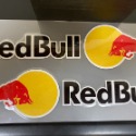 ♚RON愛改車貼♚ 紅牛 Red Bull 左右一組車貼 七彩雷射貼 造型車貼 反光 防水車身貼 機車 重機 汽車 貼紙-規格圖6