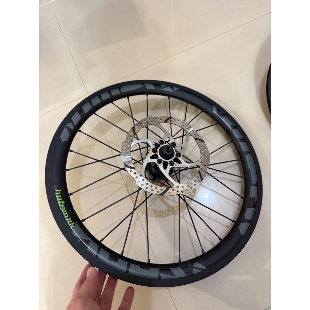 Hubsmith Birdy 20吋輪組-細節圖5