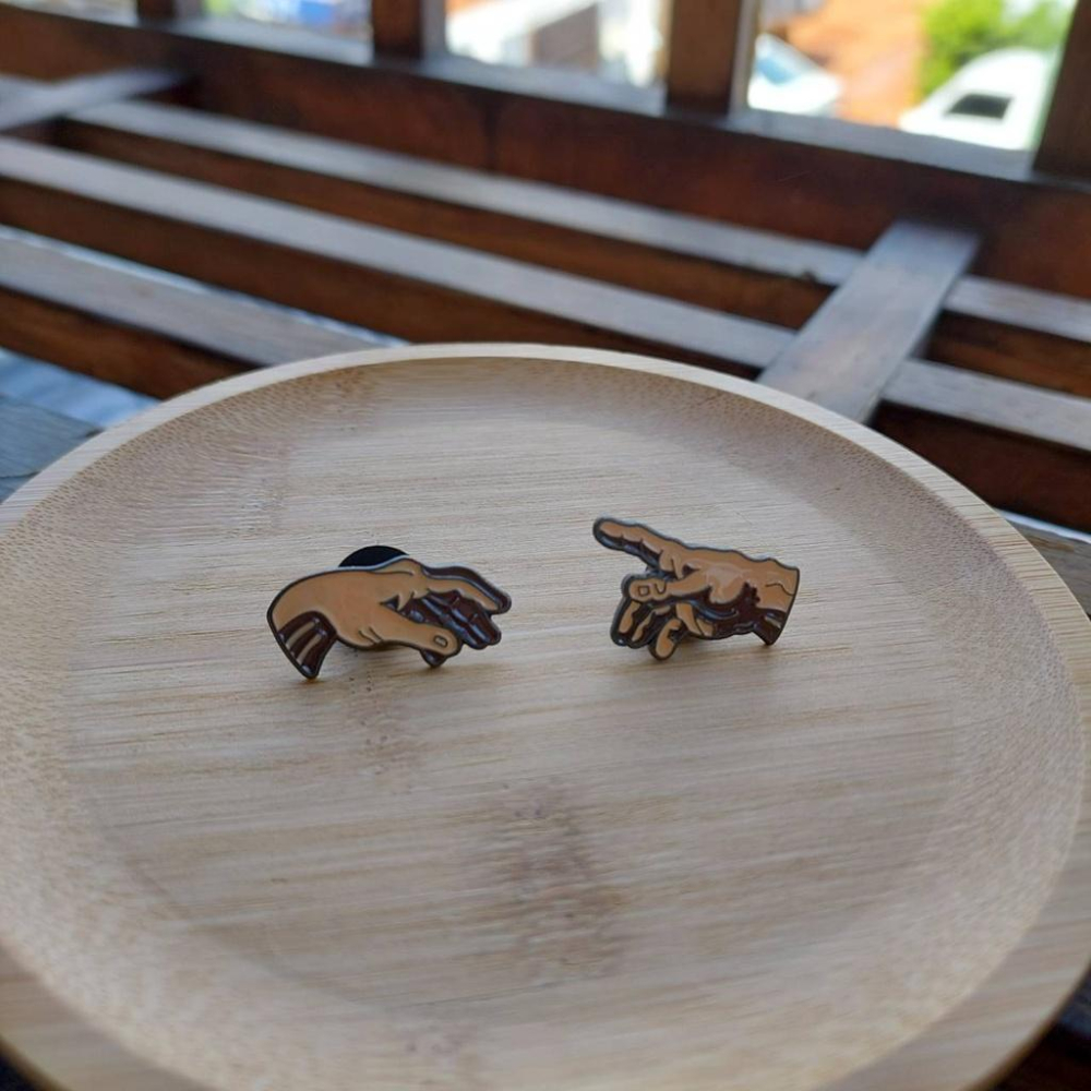 【怪寶貝】創世紀 胸針 胸章 徽章 禮物 米開朗基羅 兩個一組-細節圖2