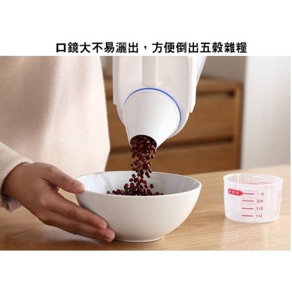 【台灣現貨】食品級密封罐 儲米桶 儲米罐 密封罐 防潮罐 保鮮罐 附贈附量杯 貓狗飼料收納罐 儲米-細節圖7