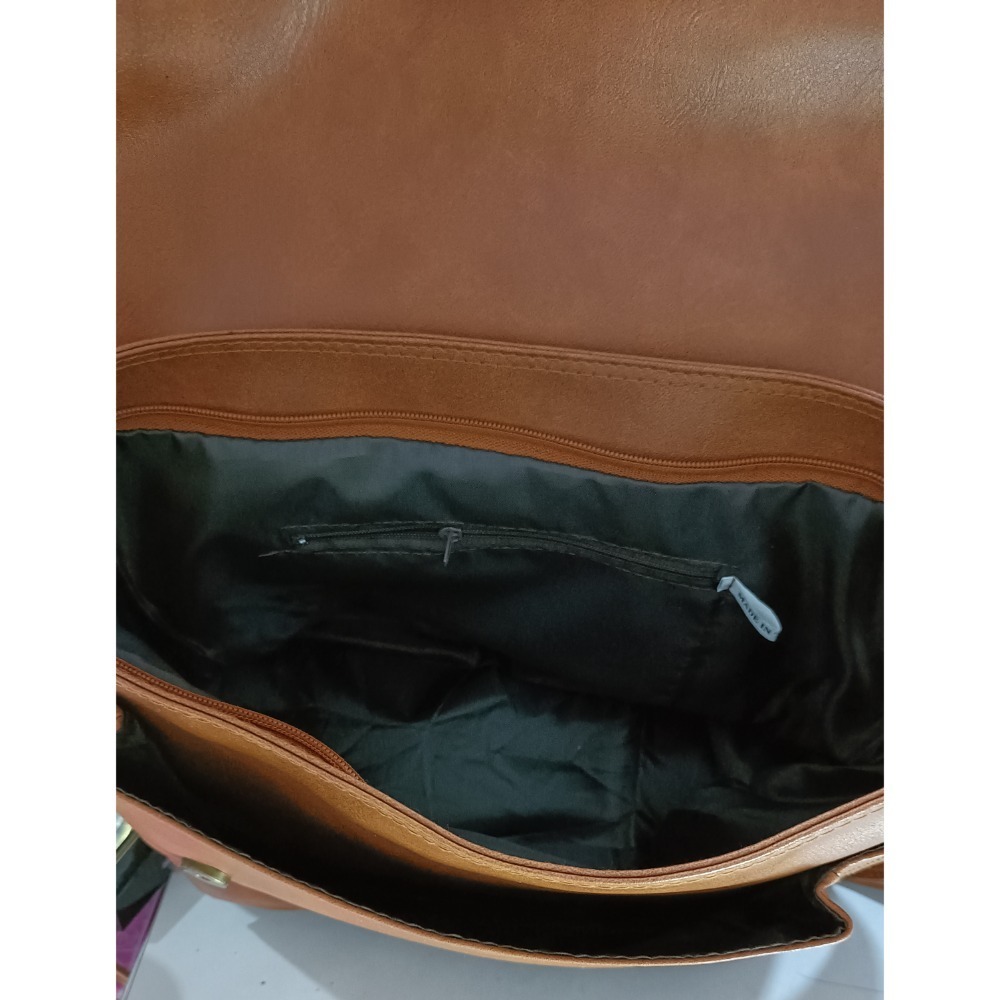 現貨泰國製 手工包 潮牌包 郵差包 書包長37×寬12.5×高27-細節圖3