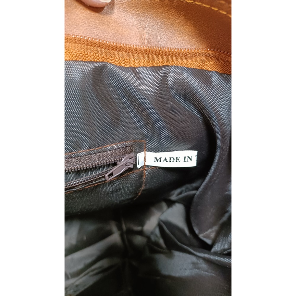 現貨泰國製 手工包 潮牌包 郵差包 書包長37×寬12.5×高27-細節圖6