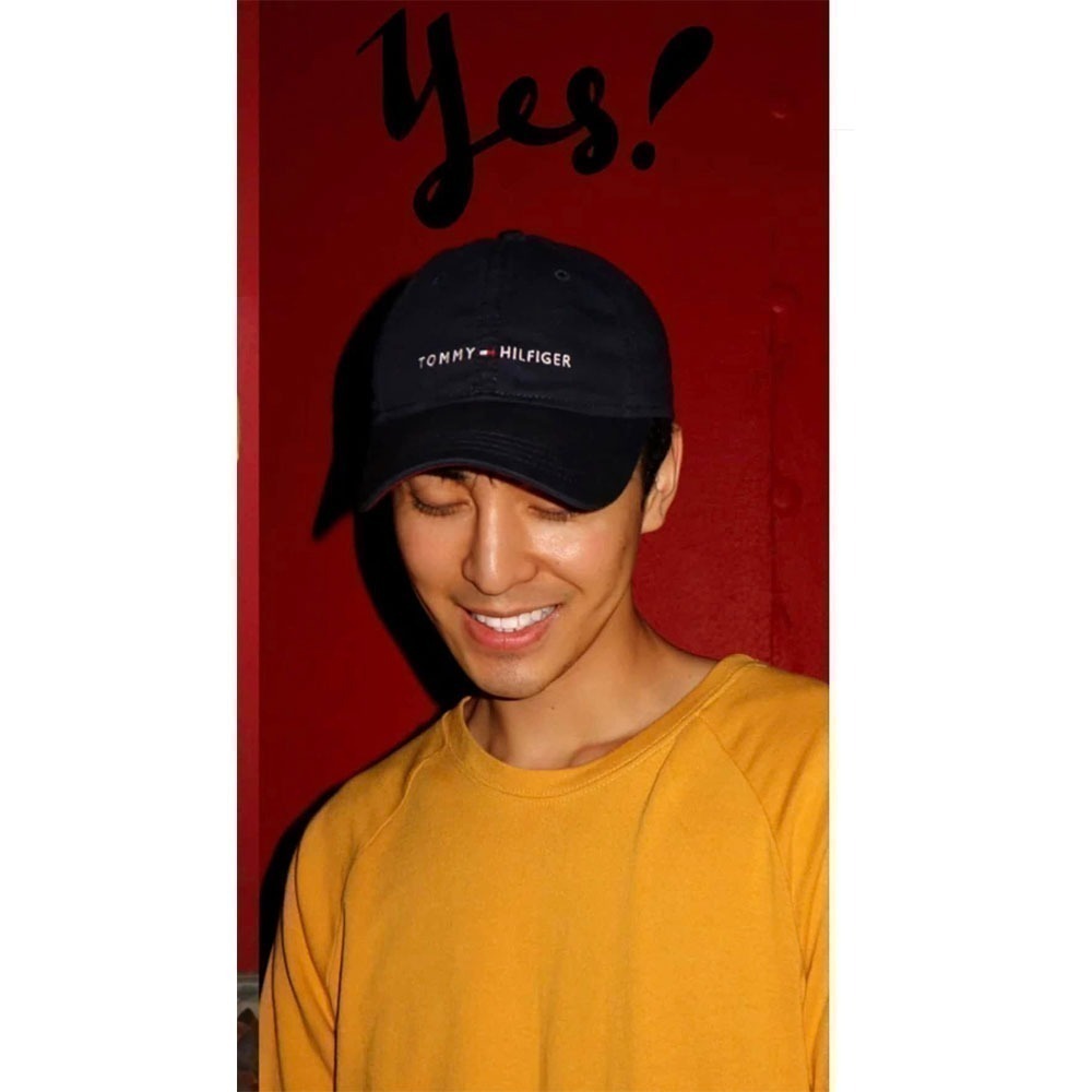 【Tommy】男女可戴 可調式 老帽 小字款 帽子-細節圖4