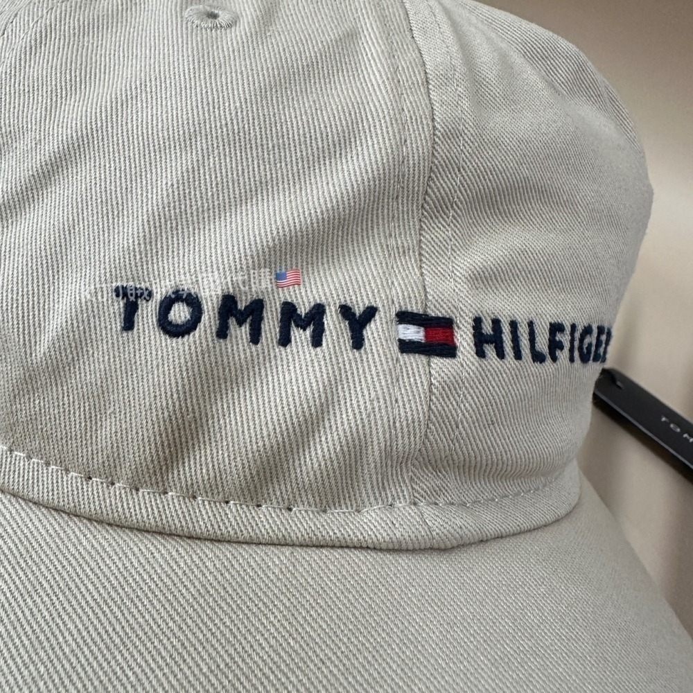 【Tommy】男女可戴 可調式 老帽 小字款 帽子-細節圖8