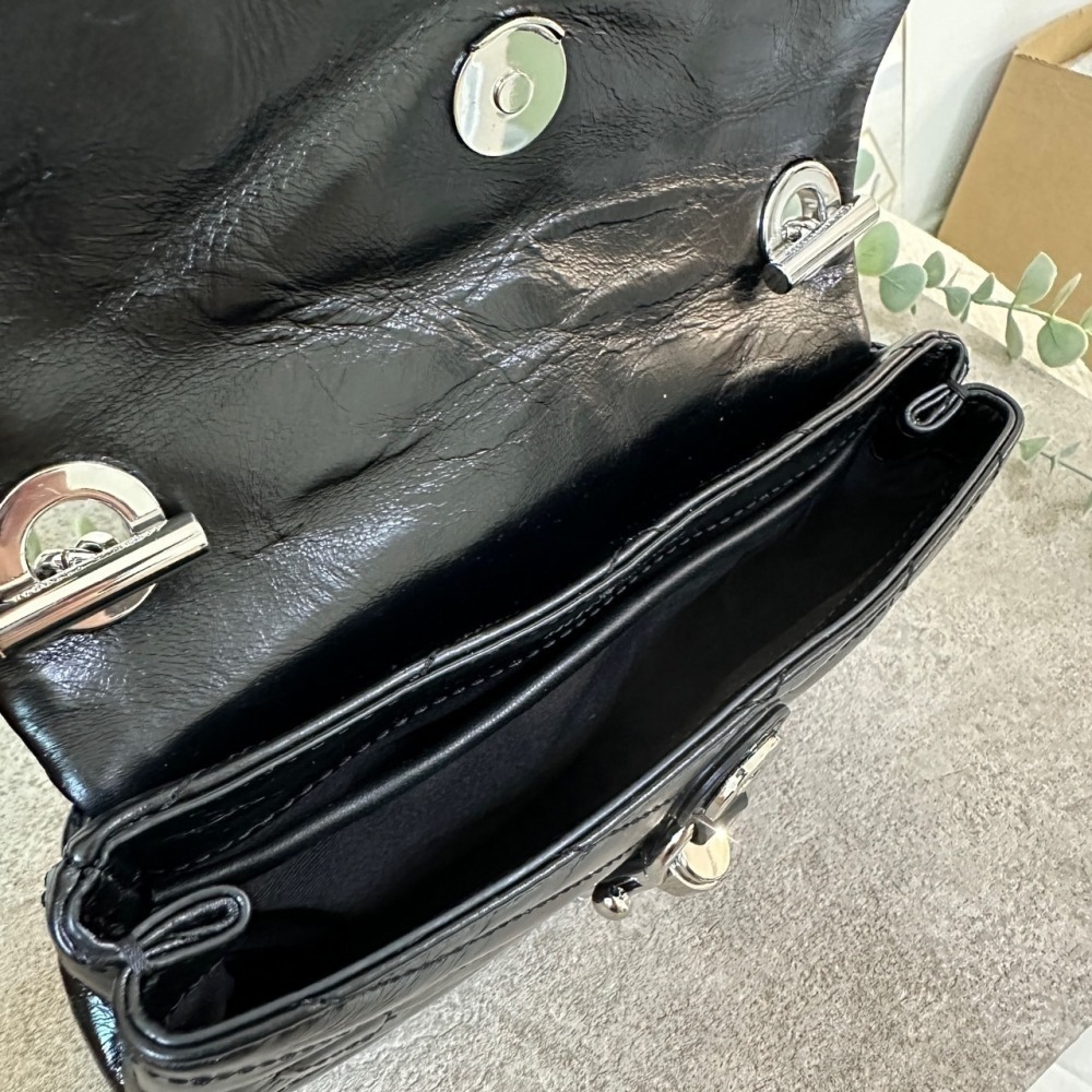 【Rebecca minkoff】RM 斜紋 真皮 迷你 鐵鍊 小廢包 斜背 側背 包包-細節圖8