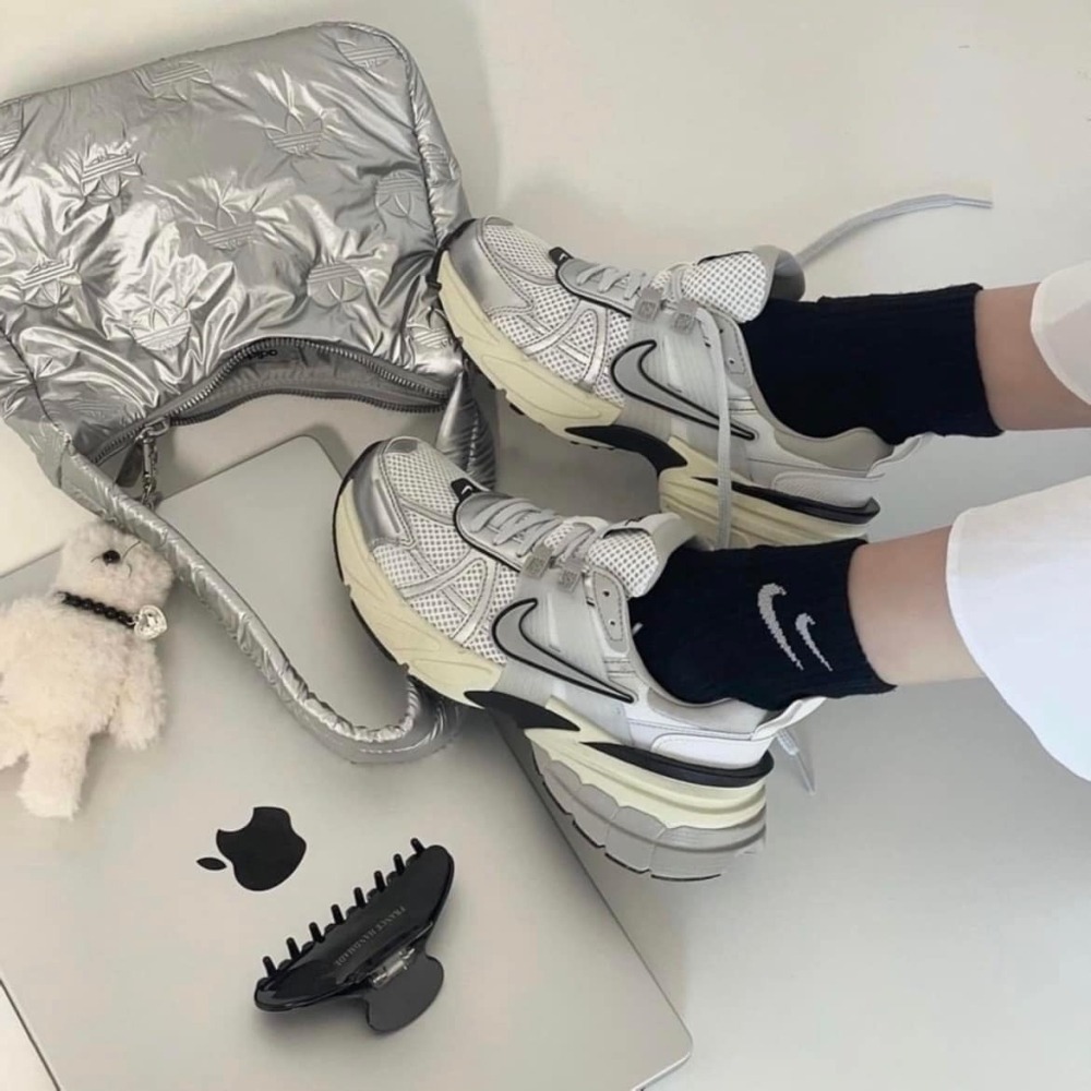 Y2K韓流復古風🌬️【NIKE】 VK2 Run💜台灣公司貨💜版型偏小，需拿大半號 鞋子-細節圖5