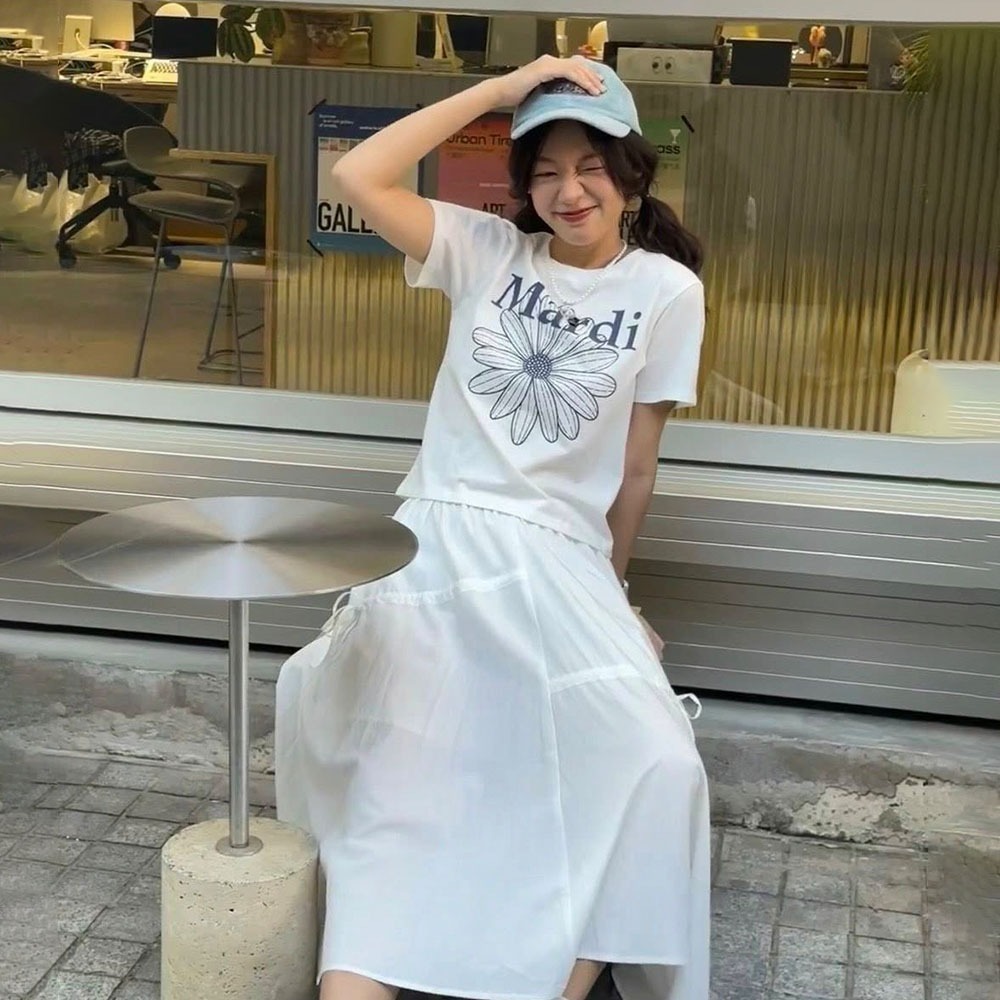 【MARDI MERCREDI】臘腸狗 正常版 / 花花 短版 合身短版 T恤 短T-細節圖8