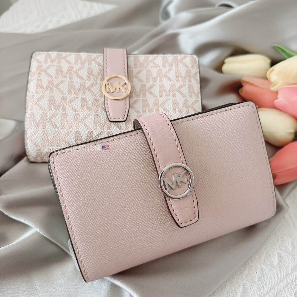 【MK】防刮 圓牌 多層 零錢 中夾 /薄款 中長夾-細節圖2