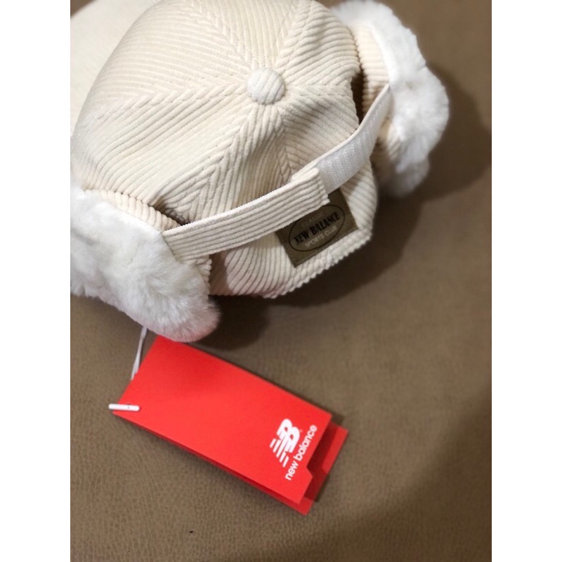 A BaO ! 韓國代購 new balance kids 燈芯絨兒童軍帽 棒球帽 毛帽 飛行帽 中性 男女童 護耳帽-細節圖6