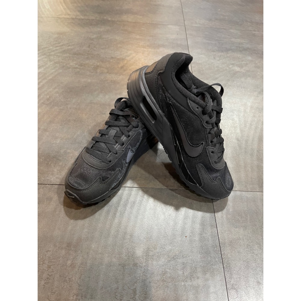 🌹斑馬團🌹Nike Air Max Solo慢跑鞋/女鞋/全黑/百搭/搶手/氣墊/柔軟/舒適/FN0784-004-細節圖4