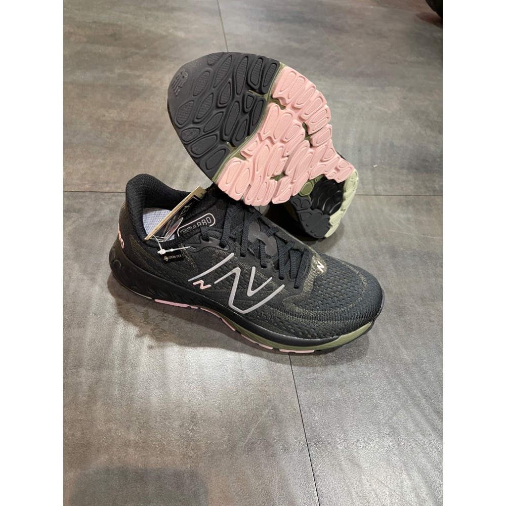 🌹斑馬團🌹Newbalance 880慢跑鞋/男鞋/女鞋/Gore-Tex/2E/防水/寬楦頭/M880GL13-細節圖8