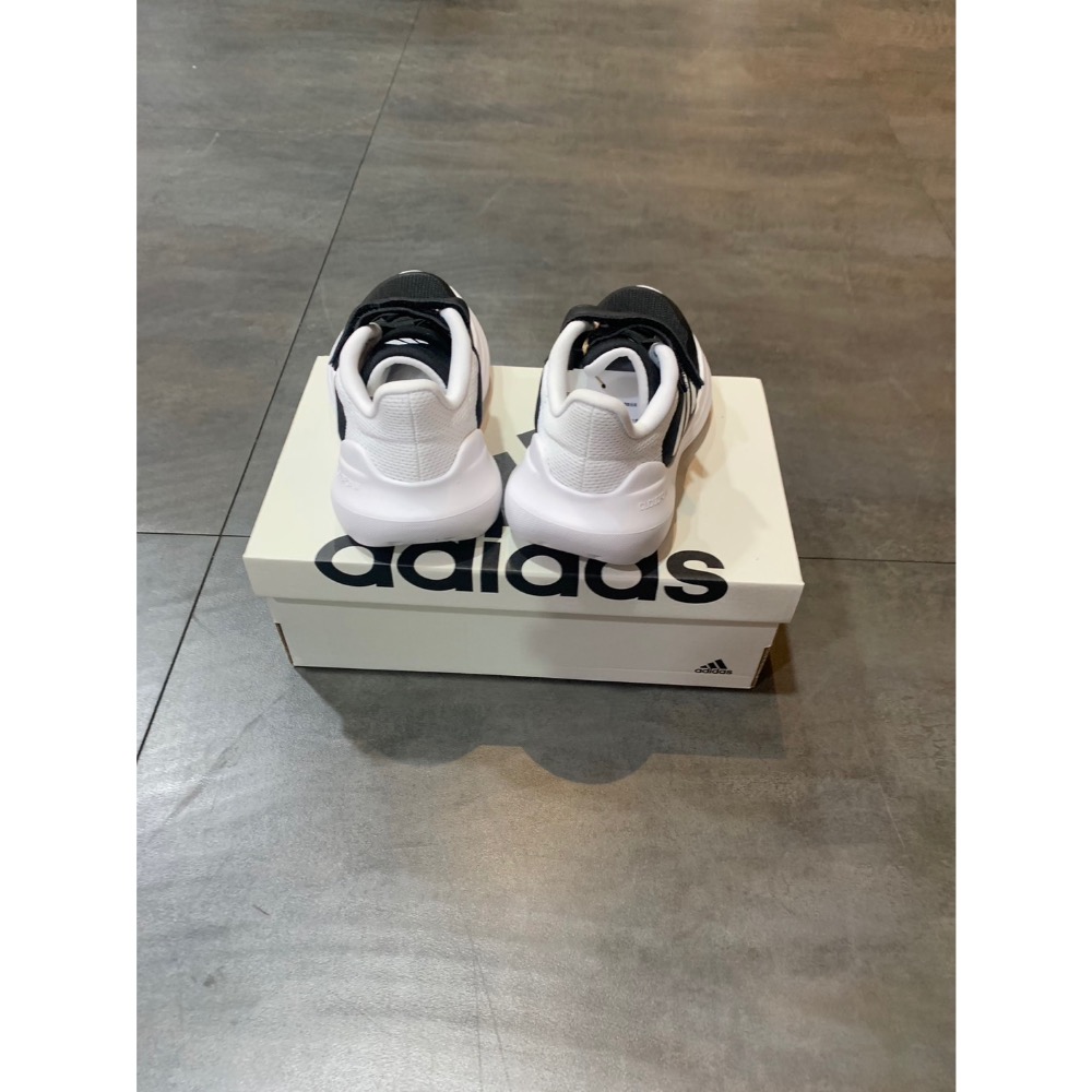 🌹斑馬團🌹Adidas 慢跑鞋/中童鞋/童鞋/柔軟舒適/搶手/透氣/方便/免綁鞋帶/魔鬼氈/輕量/百搭/IE5983-細節圖4