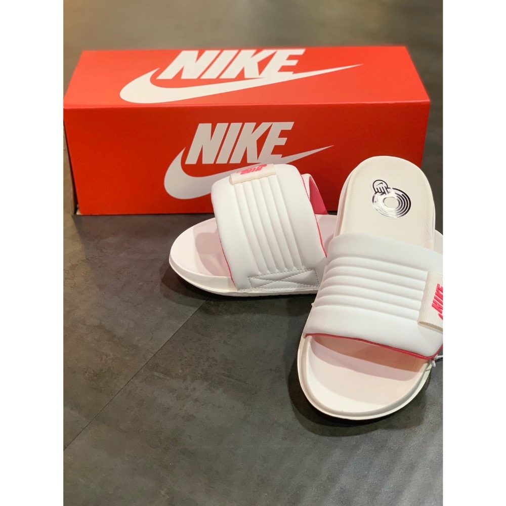 🌹斑馬團🌹Nike 拖鞋/女鞋/搶手/超美的/柔軟/舒適/百搭/新設計/DV1033-102-細節圖4