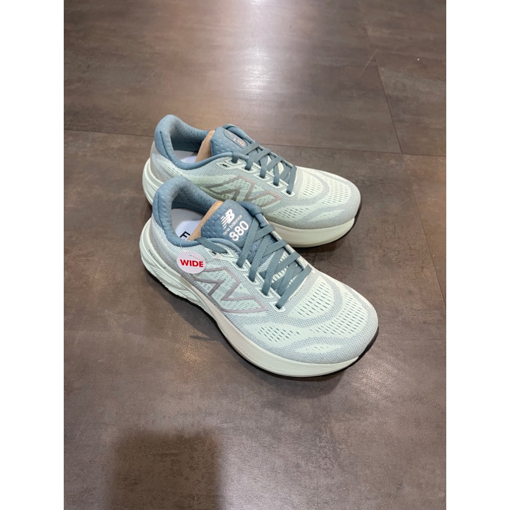 🌹斑馬團🌹Newbalance 880慢跑鞋/女鞋/柔軟/舒適/經典/百搭/寬楦/輕量/無車縫/W8804I9-細節圖2