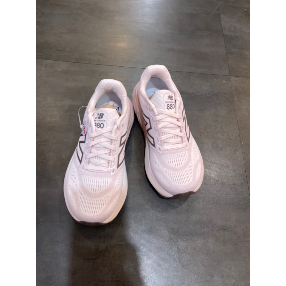 🌹斑馬團🌹Newbalance 880慢跑鞋/女鞋/柔軟/舒適/經典/百搭/寬楦/輕量/無車縫/W8804I9-細節圖5