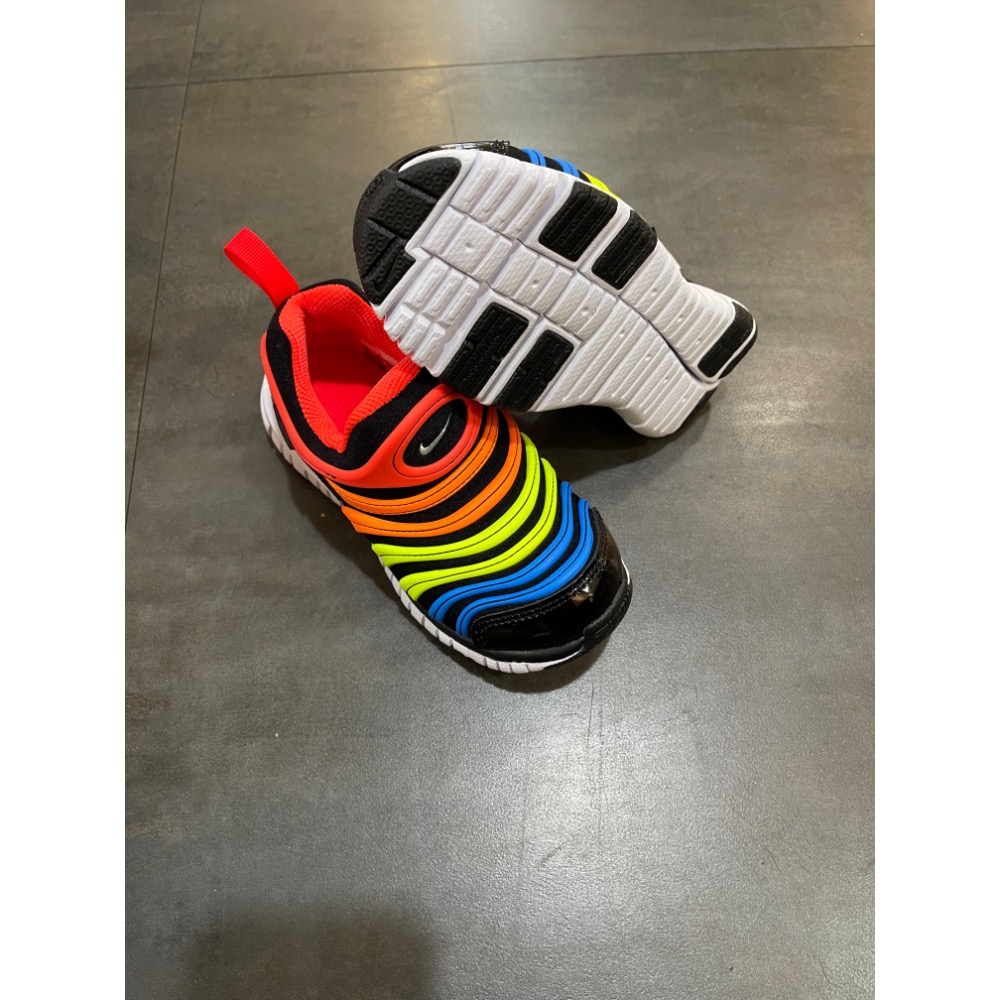 🌹斑馬團🌹Nike 慢跑鞋/新色毛毛蟲/蠶寶寶/中童鞋/童鞋/免綁鞋帶/襪套/柔軟/舒適/343738-018-細節圖5