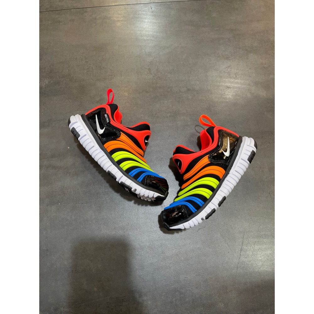 🌹斑馬團🌹Nike 慢跑鞋/新色毛毛蟲/蠶寶寶/中童鞋/童鞋/免綁鞋帶/襪套/柔軟/舒適/343738-018-細節圖6