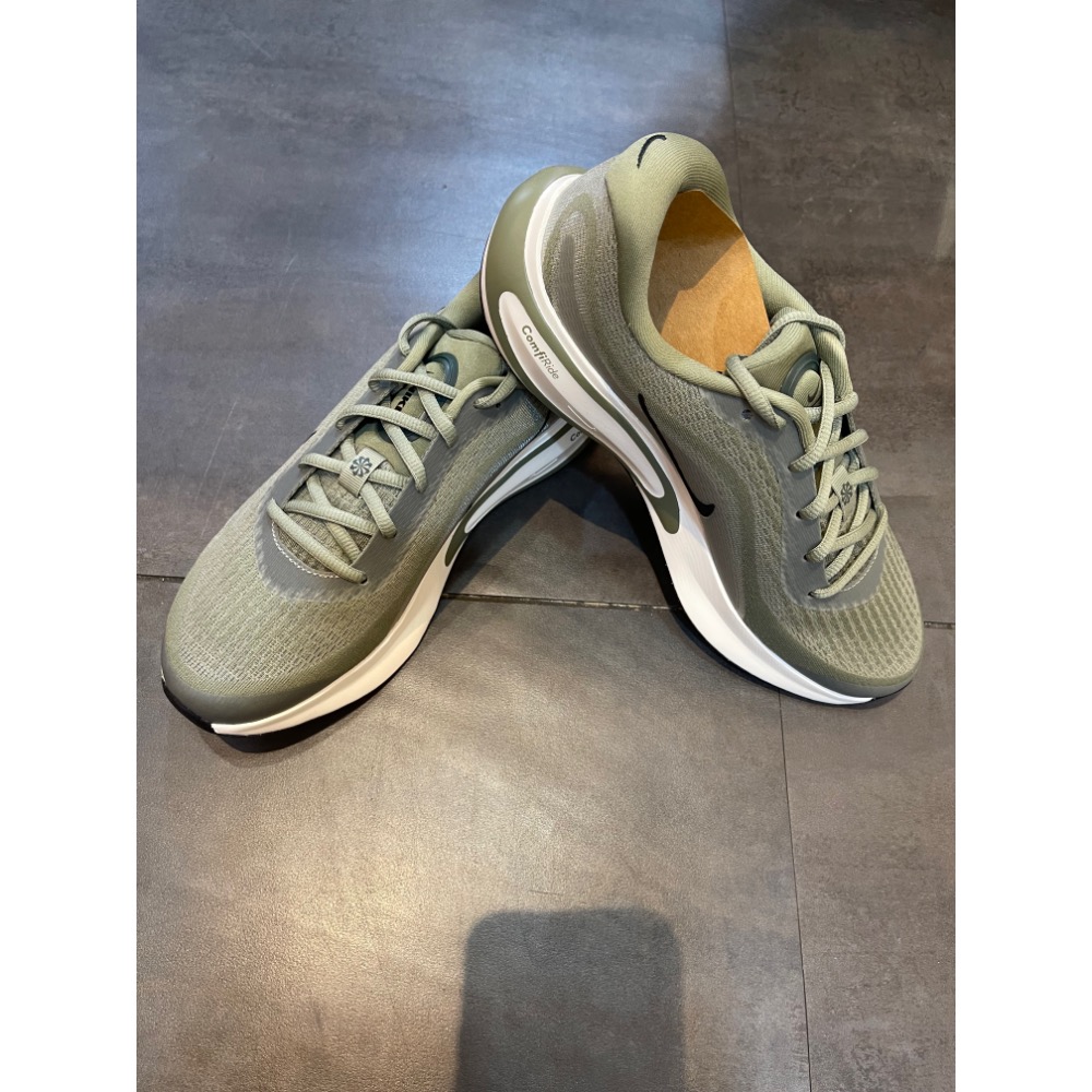 🌹斑馬團🌹Nike 慢跑鞋/男鞋/柔軟/舒適/百搭/經典/輕量/彈性/FN0228-302-細節圖2