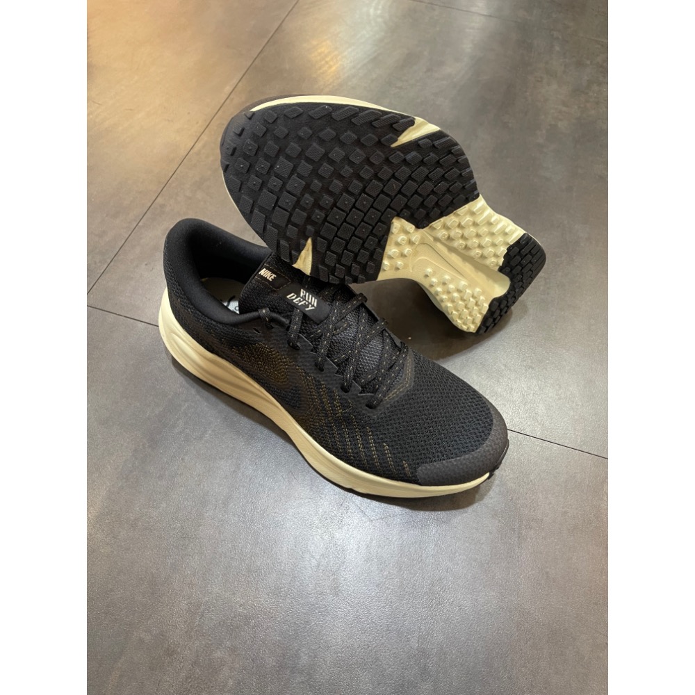 🌹斑馬團🌹Nike 慢跑鞋/男鞋/柔軟/舒適/百搭/經典/輕量/彈性/HM9594-010-細節圖4