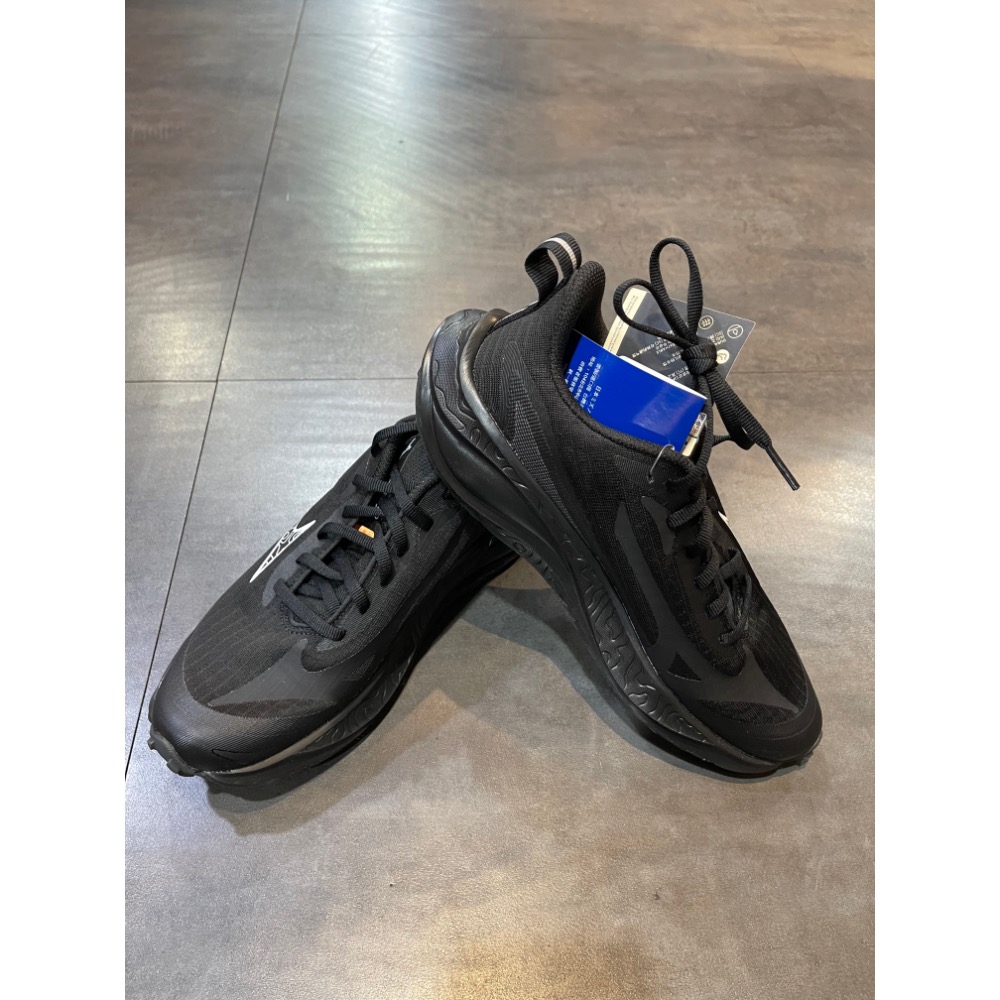 🌹斑馬團🌹Mizuno慢跑鞋/男鞋/女鞋/全尺寸/Gore-Tex/防水/柔軟/舒適/搶手/J1GJ265902-細節圖5