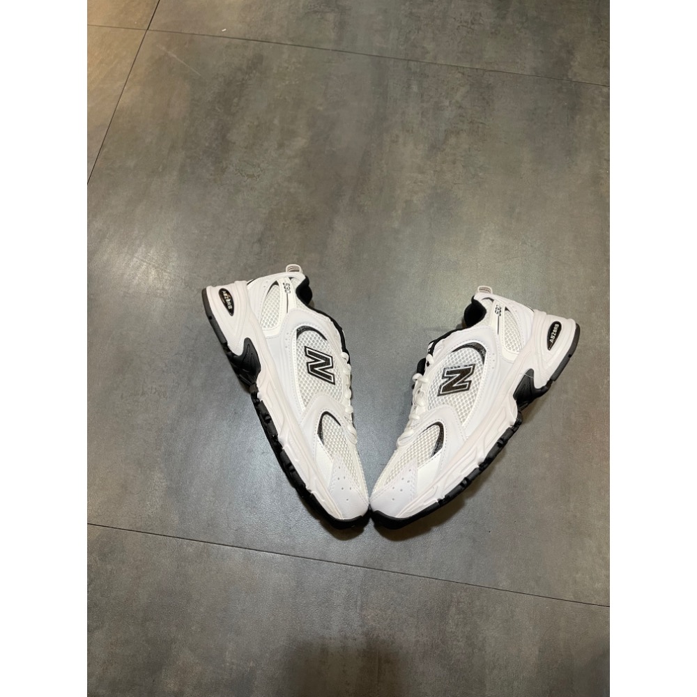 🌹斑馬團🌹Newbalance 530 慢跑鞋/男女鞋/全尺寸/情侶鞋/復古/古著/搶/柔軟舒適/MR530EWB-細節圖6