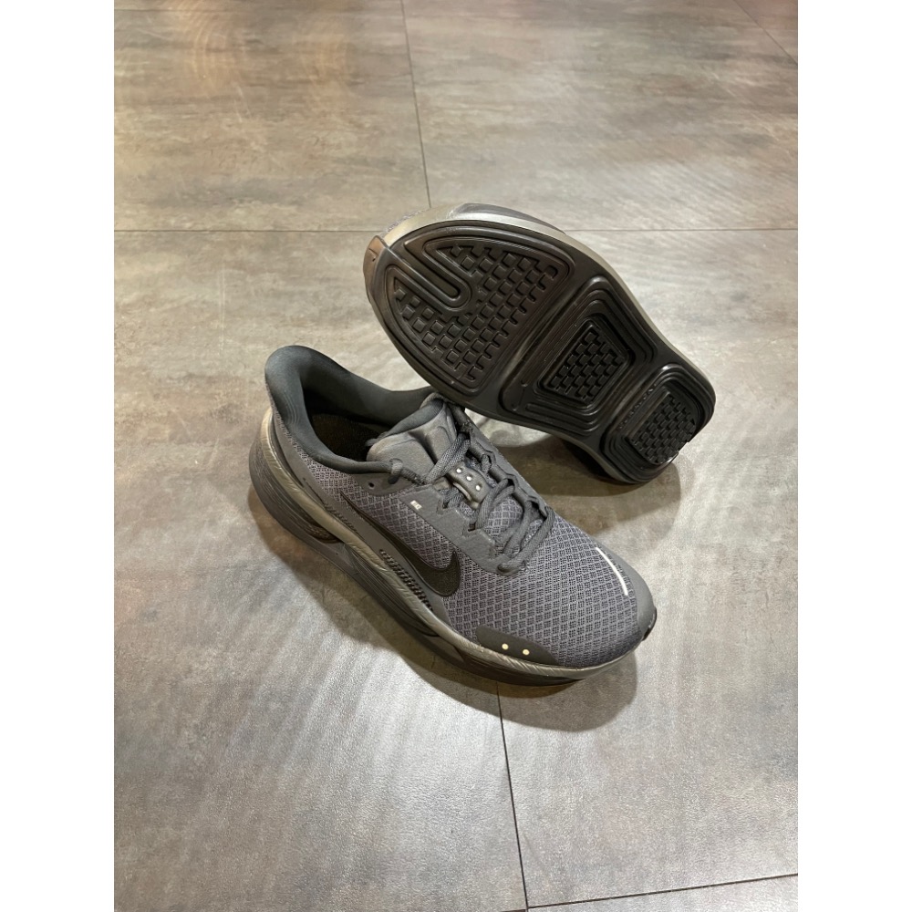 🌹斑馬團🌹Nike 慢跑鞋/男鞋/多層次夾層/柔軟/舒適/百搭/經典/輕量/彈性/IF4997-001-細節圖5