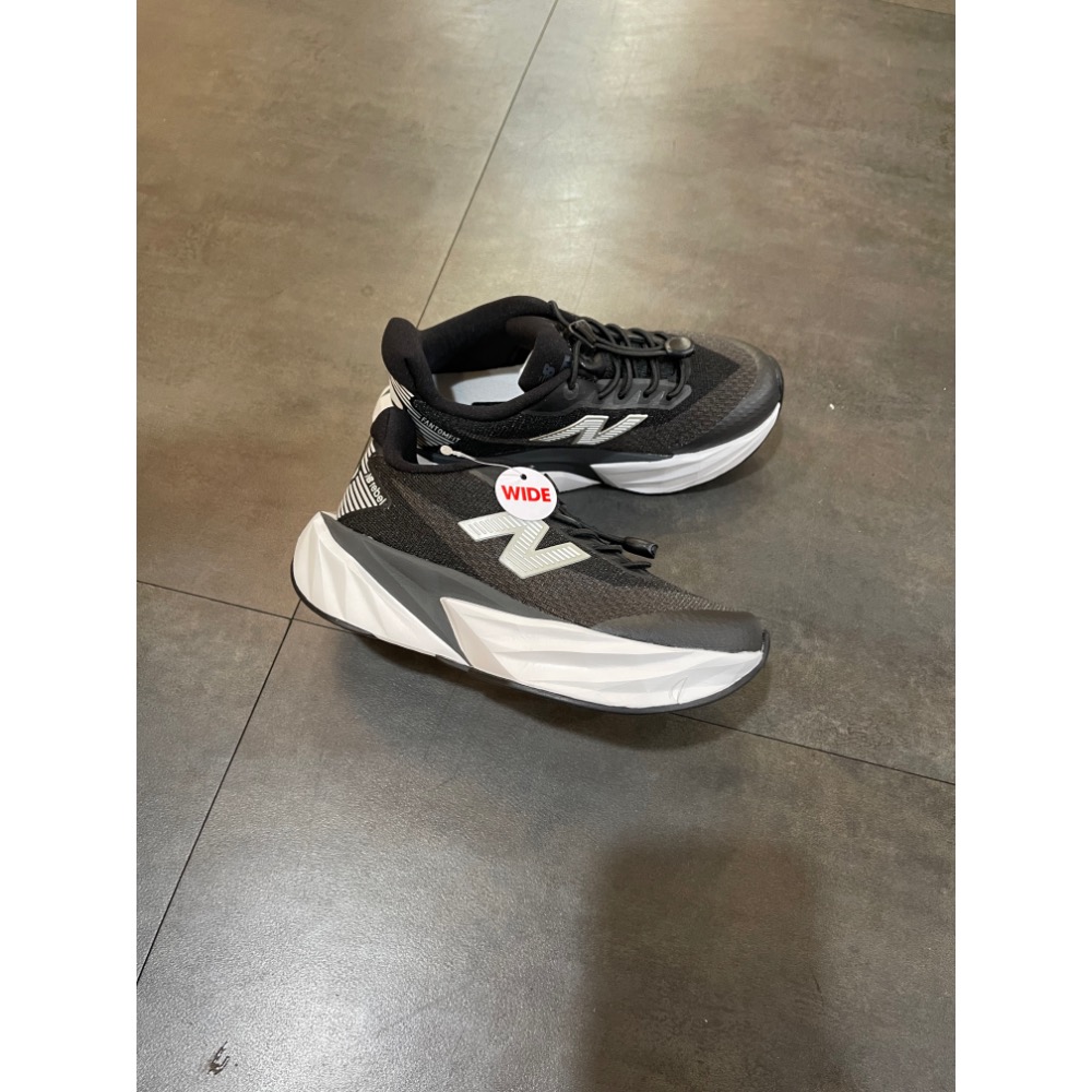 🌹斑馬團🌹搶🎉Newbalance 慢跑鞋/中童鞋/童鞋/鞋扣/免綁鞋帶/柔軟/舒適/經典/百搭/PFCX8P5-細節圖3