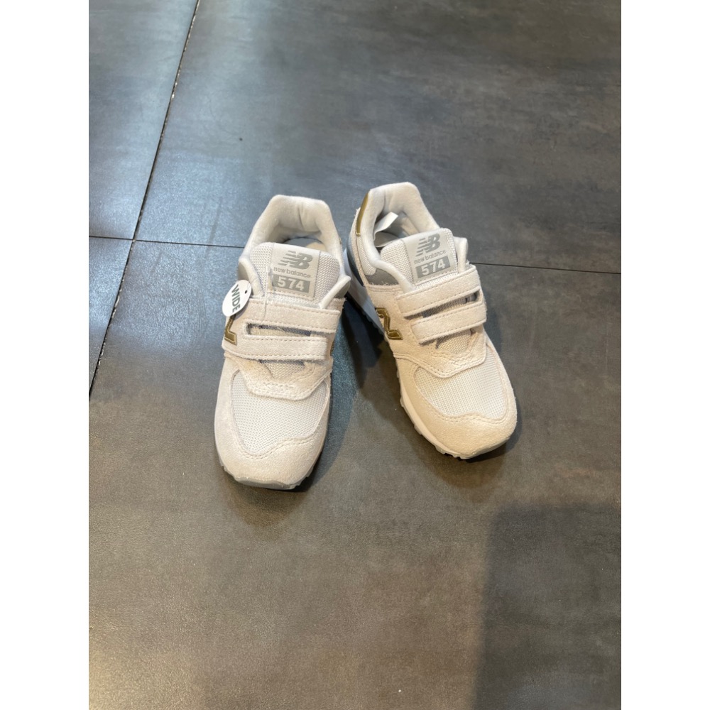 🌹斑馬團🌹Newbalance 574慢跑鞋/中童鞋/童鞋/魔鬼氈/方便/舒適/矯正鞋/快速出貨/P57438Z-細節圖2