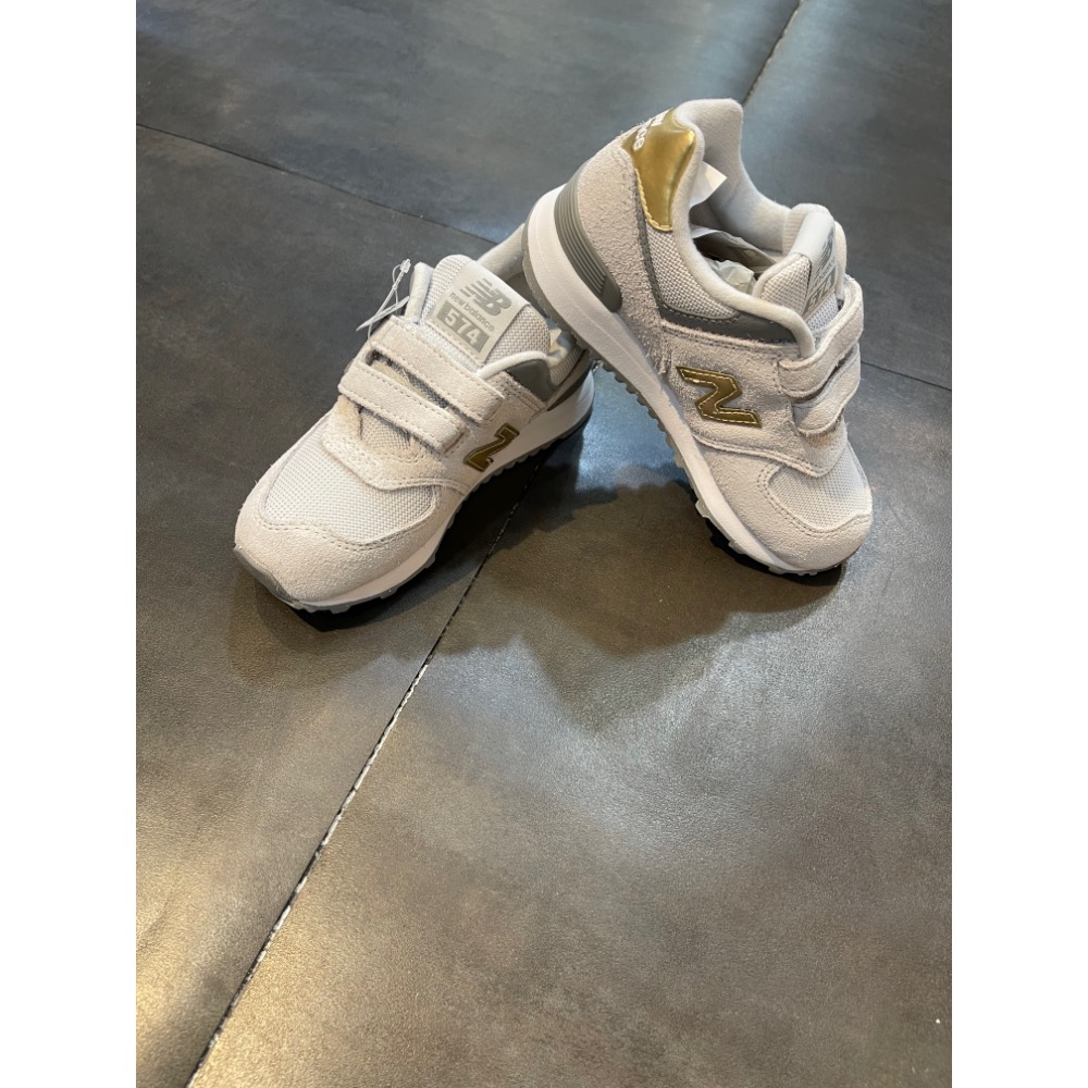 🌹斑馬團🌹Newbalance 574慢跑鞋/中童鞋/童鞋/魔鬼氈/方便/舒適/矯正鞋/快速出貨/P57438Z-細節圖4