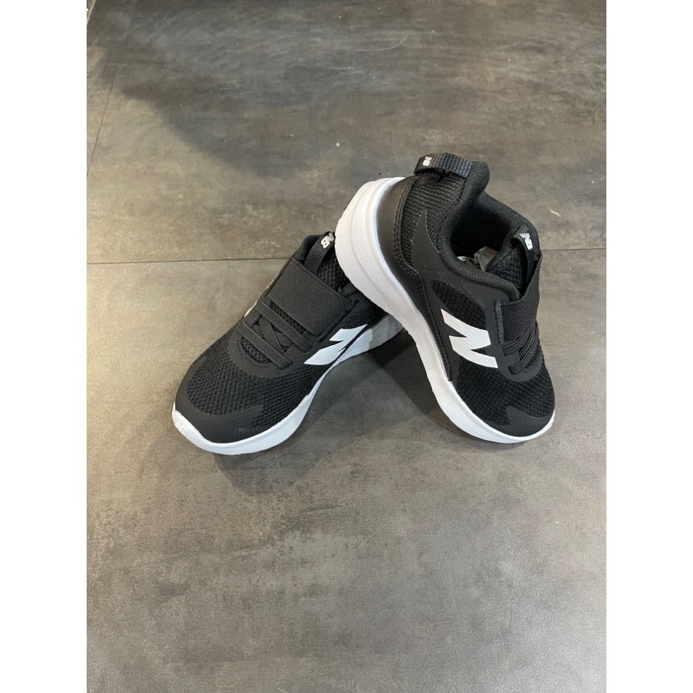 🌹斑馬團🌹Newbalance 慢跑鞋/中童鞋/童鞋/鬆緊帶/免綁鞋帶/柔軟舒適/經典/百搭/P468456-細節圖4